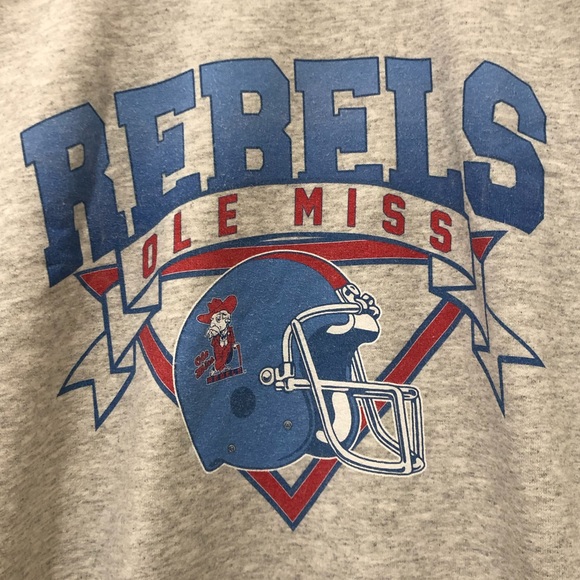 Vintage Ole Miss sweatshirt. Pullover Gildan - Picture 4 of 6
